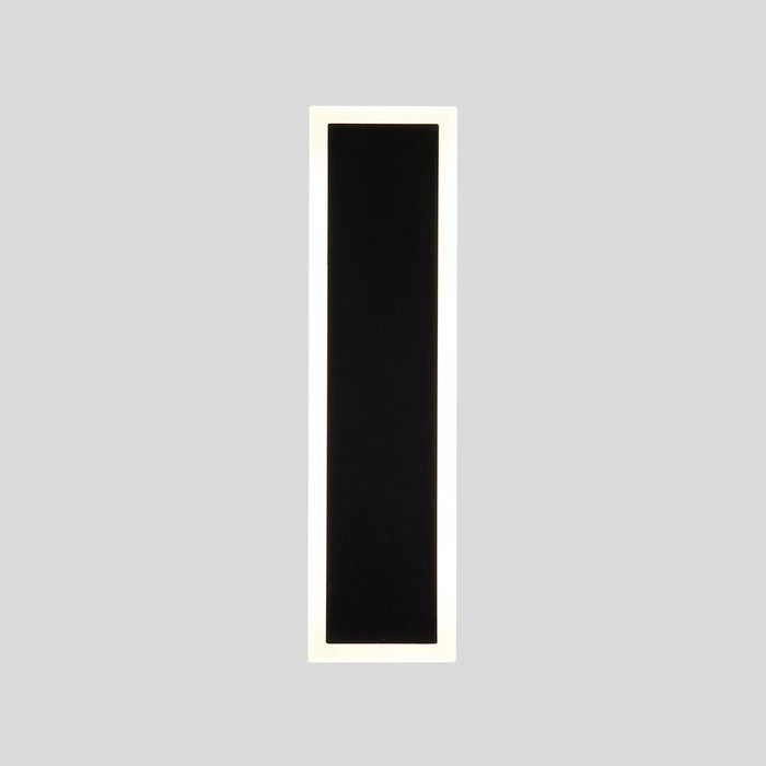 Toronto Square Edge IP65 Wall Light 💧