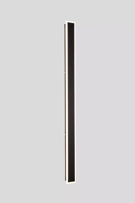 Toronto Square Edge IP65 Wall Light 💧