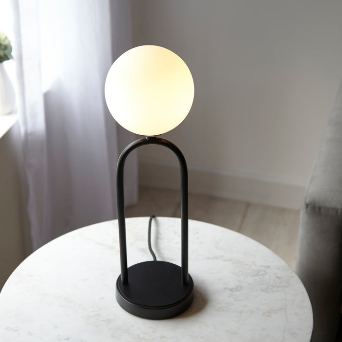 Vento Table Lamp