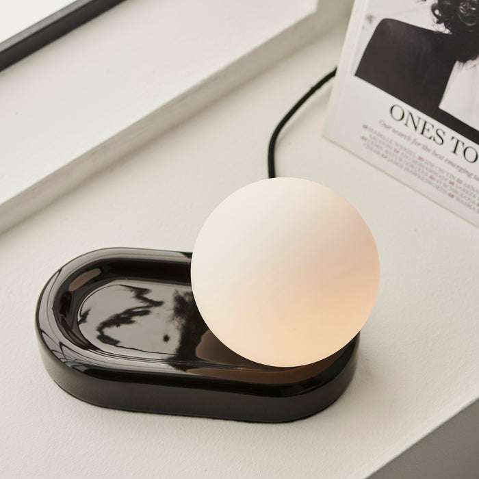 Piatto Table Lamp